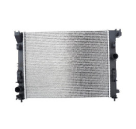 Radiador Nissan Versa L4 1.6L 2020-2023