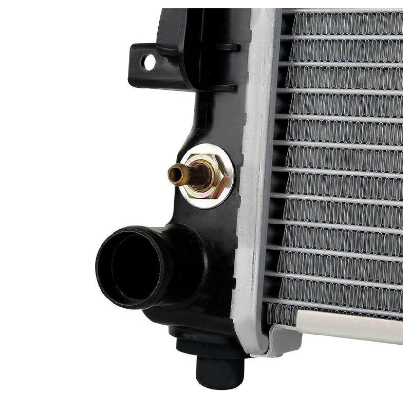 Radiador Chrysler Daytona L4 2.2L 1995