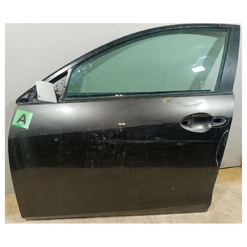 Puerta Delantera Izquierda Mazda Mazda 3 2010 al 2013 (Usado)