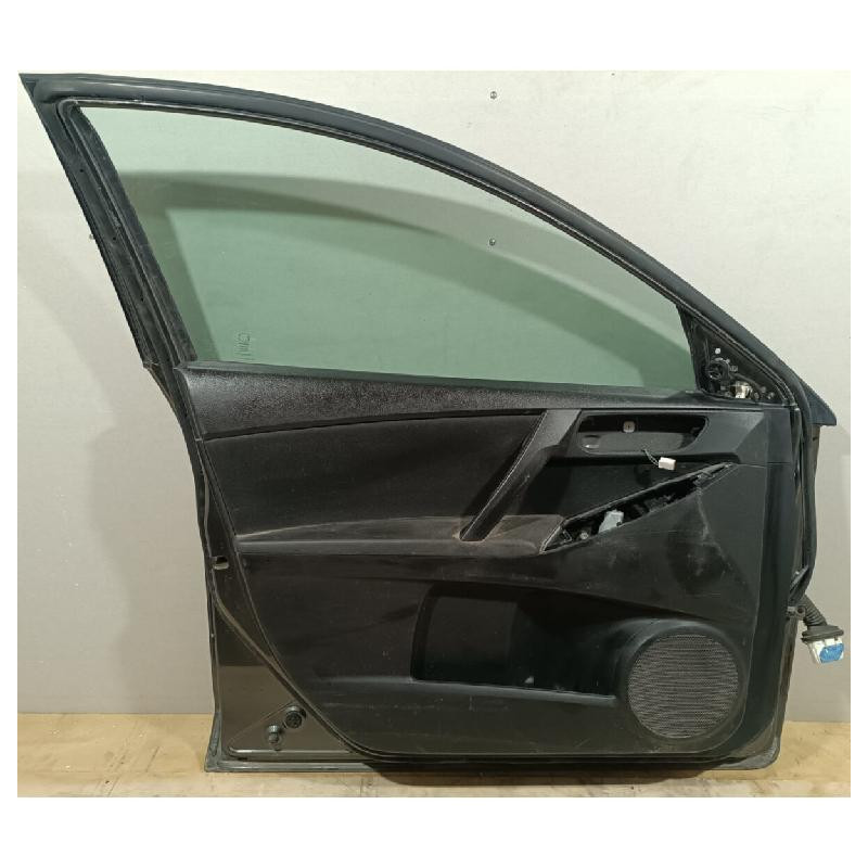 Puerta Delantera Izquierda Mazda Mazda 3 2010 al 2013 (Usado)