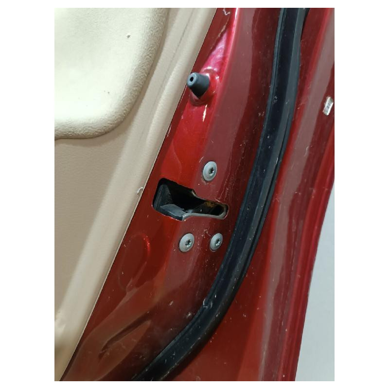 Puerta Delantera Derecha Nissan Maxima 2009 al 2014 (Usado)