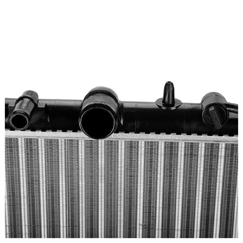 Radiador Peugeot 206 L4 1.6L 2001-2009