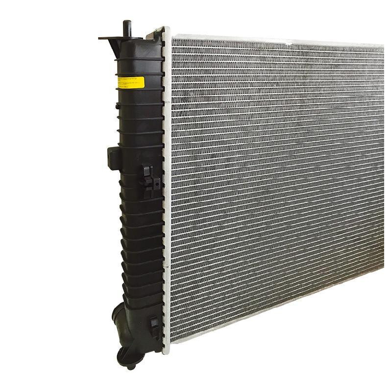 Radiador Ford Fusion L4 2.3L 2006-2009