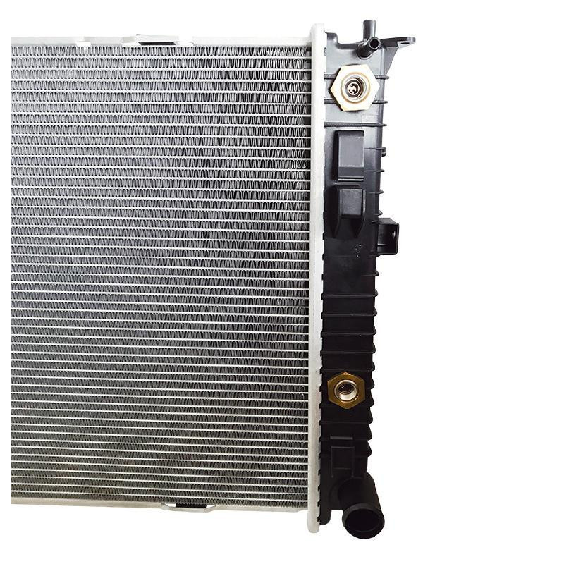 Radiador Ford Fusion L4 2.3L 2006-2009