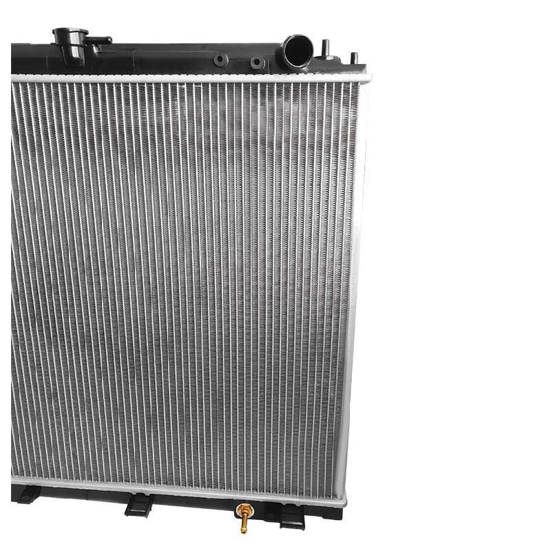 Radiador Nissan Frontier V6 4.0L 2005-2015