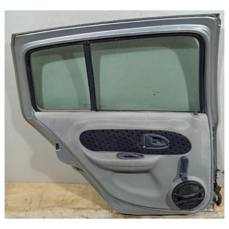 Puerta Nissan Platina 2002 Al 2010