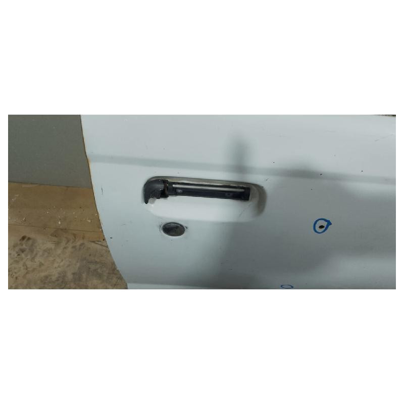 Puerta Nissan Np 300 2008 Al 2015
