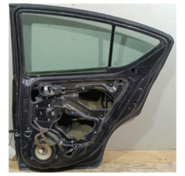 Puerta Nissan Versa 2012 Al 2019