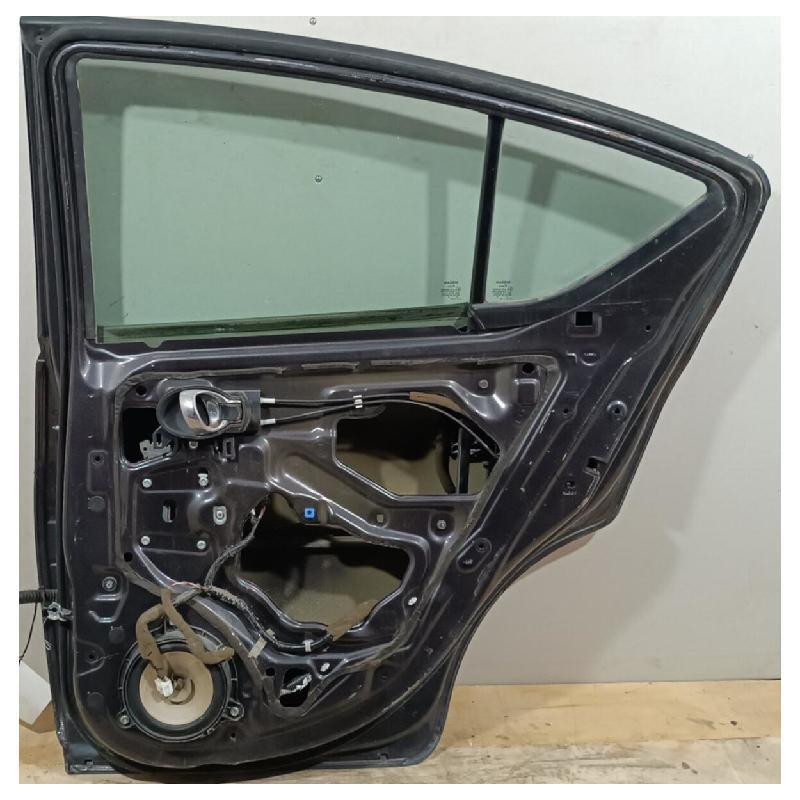 Puerta Nissan Versa 2012 Al 2019