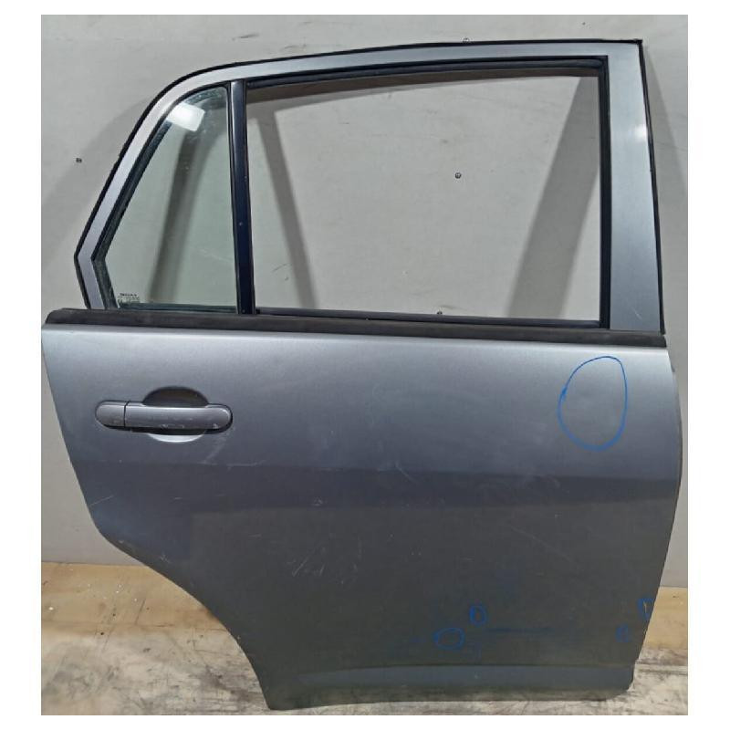 Puerta Nissan Tiida 2007 Al 2018