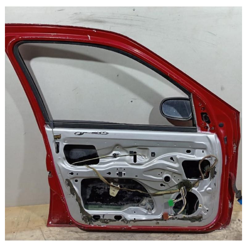 Puerta Nissan Platina 2002 Al 2010