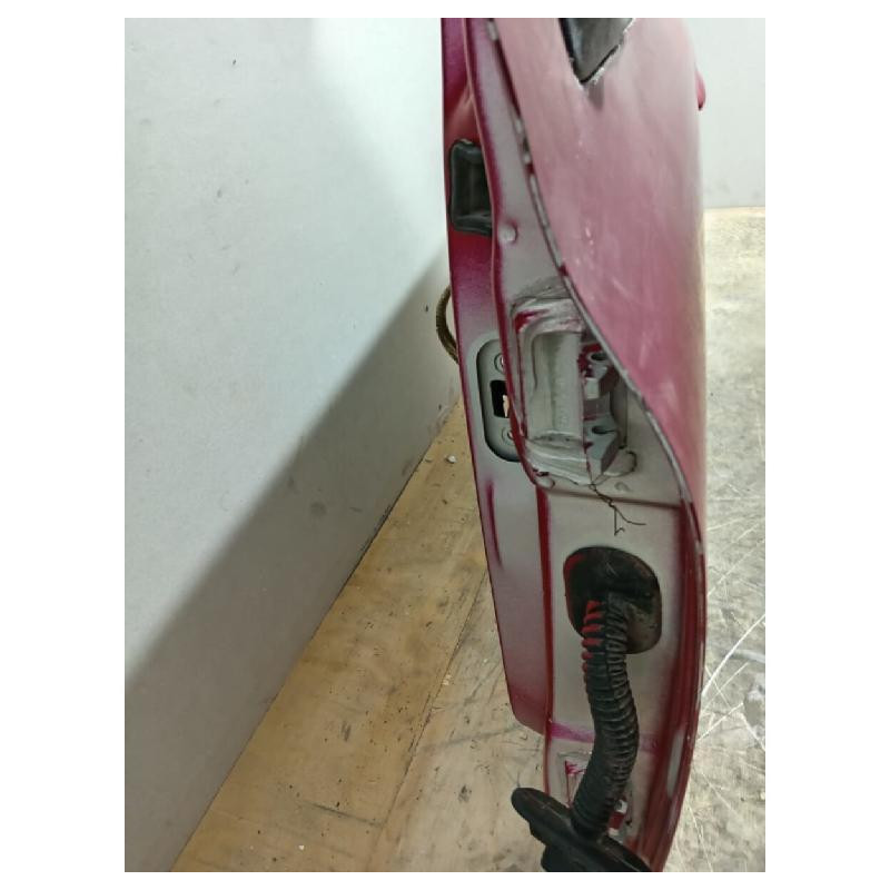 Puerta Nissan Platina 2002 Al 2010