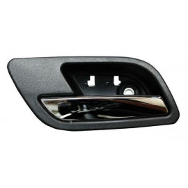 Manija int chev pu ltz/ slt/ sub/ avalan/ tahoe/ yukon/ denali 07-14 negra/ cromo tras plastico izq