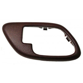 Manija int chev pu/ sub/ blazer/ yukon/ tahoe/ escalade 95-98 roja bisel plastico der